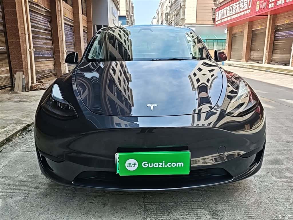 Tesla Model Y, 2024 3