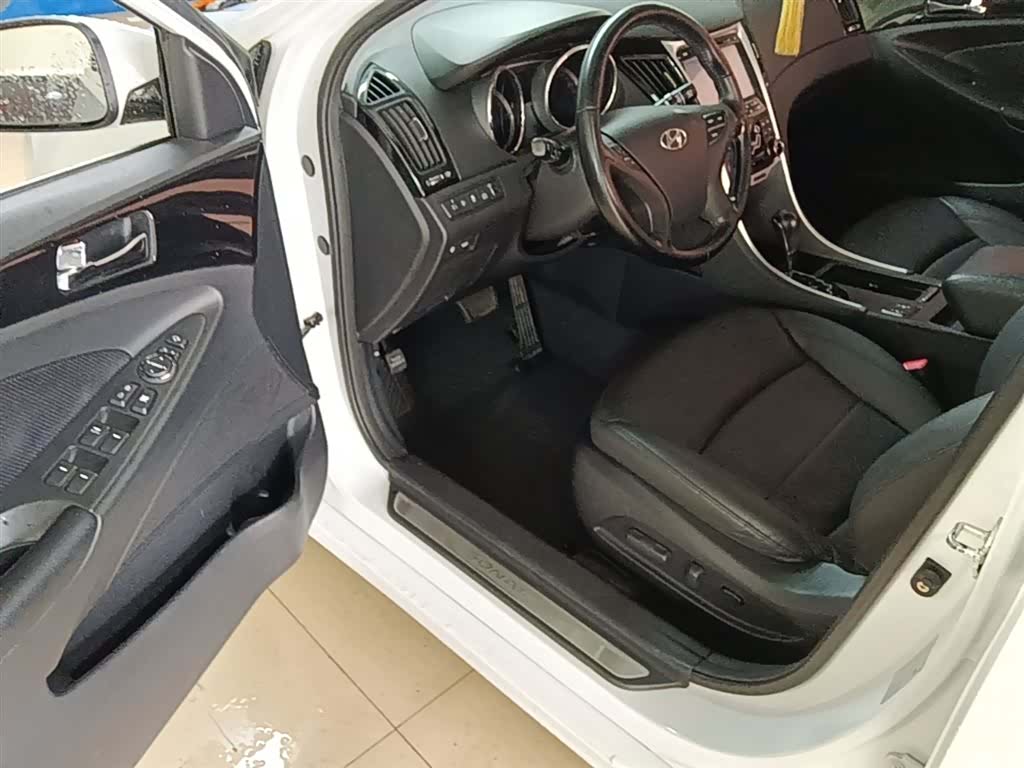 Hyundai Sonata, 2014 16