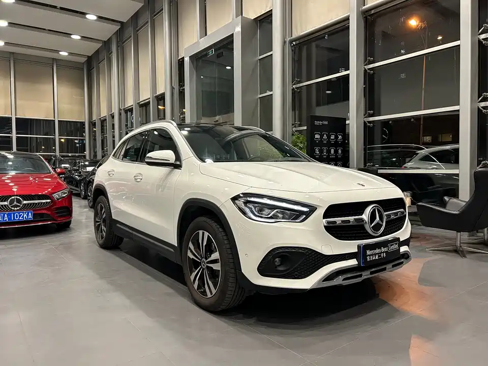 Mercedes-Benz GLA