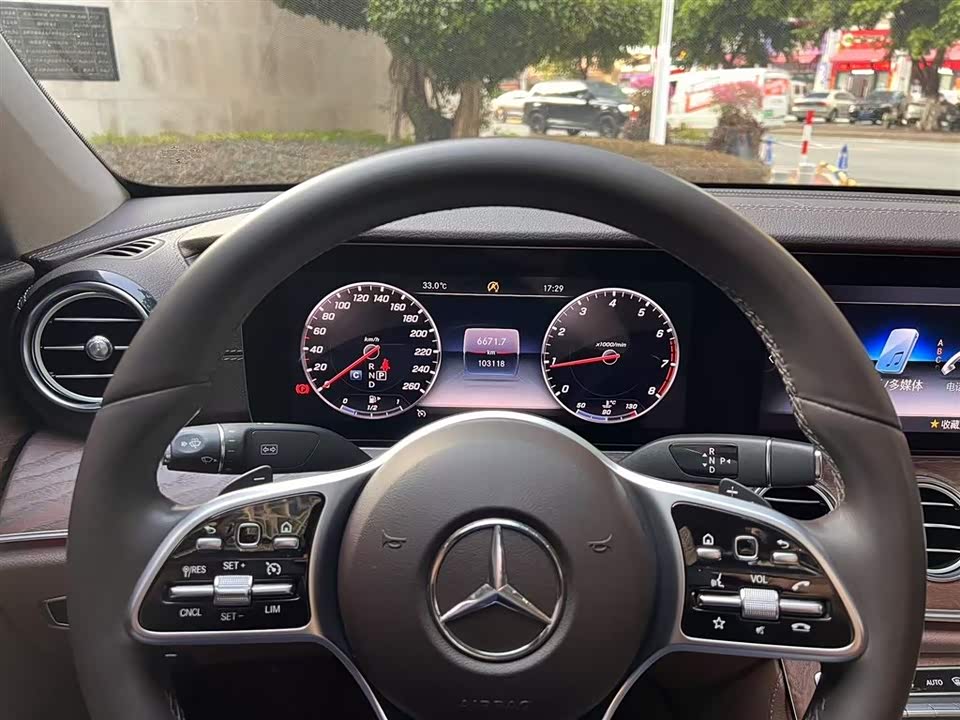 Mercedes-Benz E-class