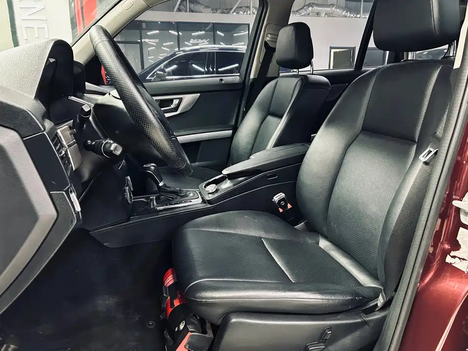 Mercedes-Benz GLK grade