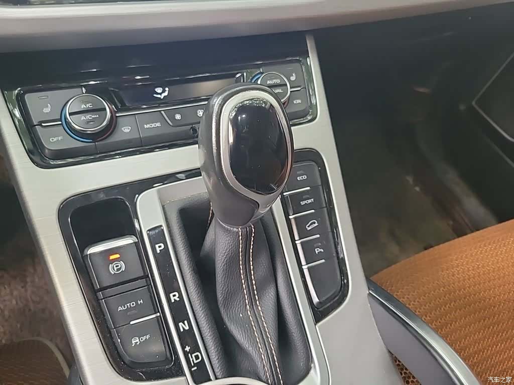 Geely Boyue, 2017 10