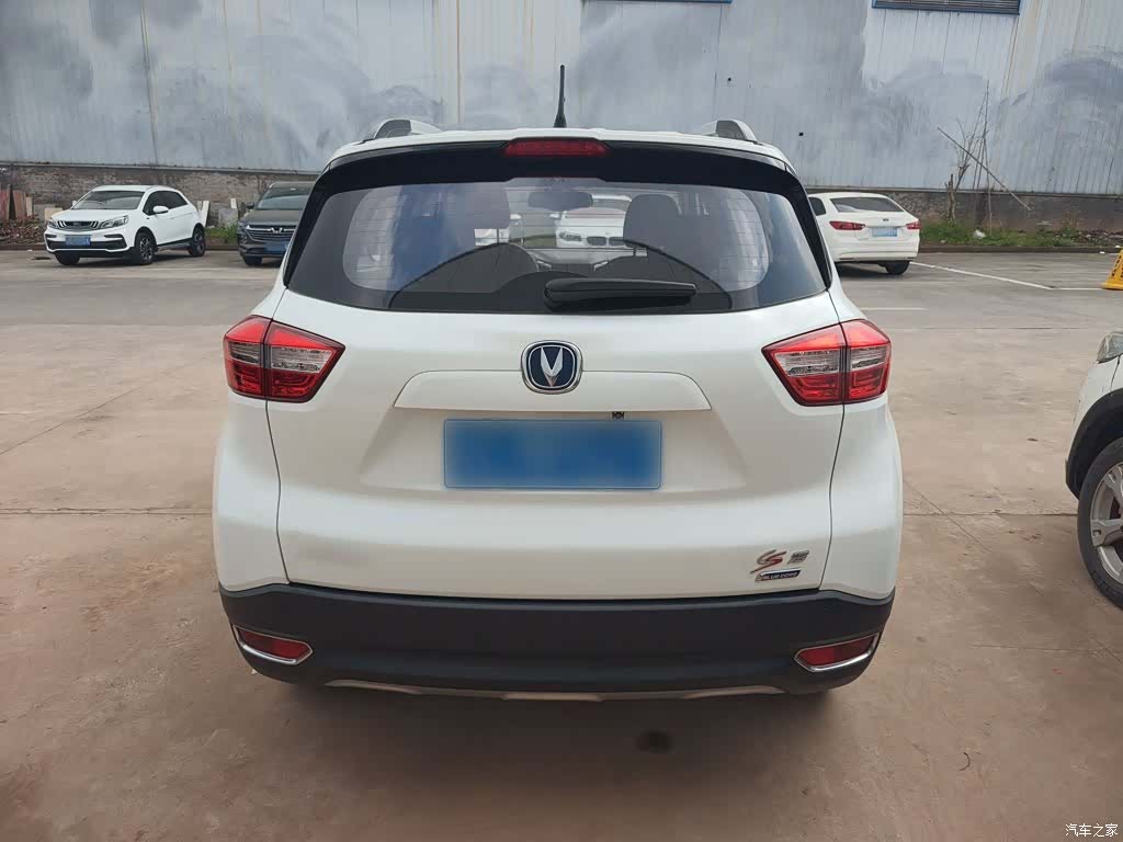 Changan CS15, 2016 4