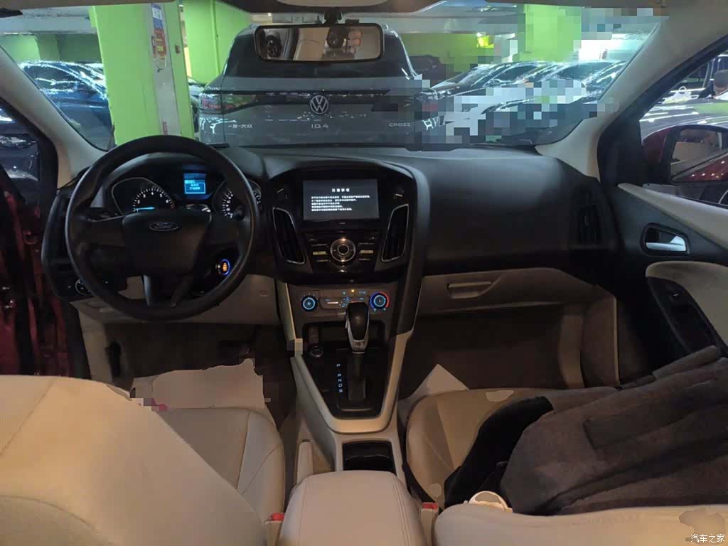 Ford Focus, 2016 11