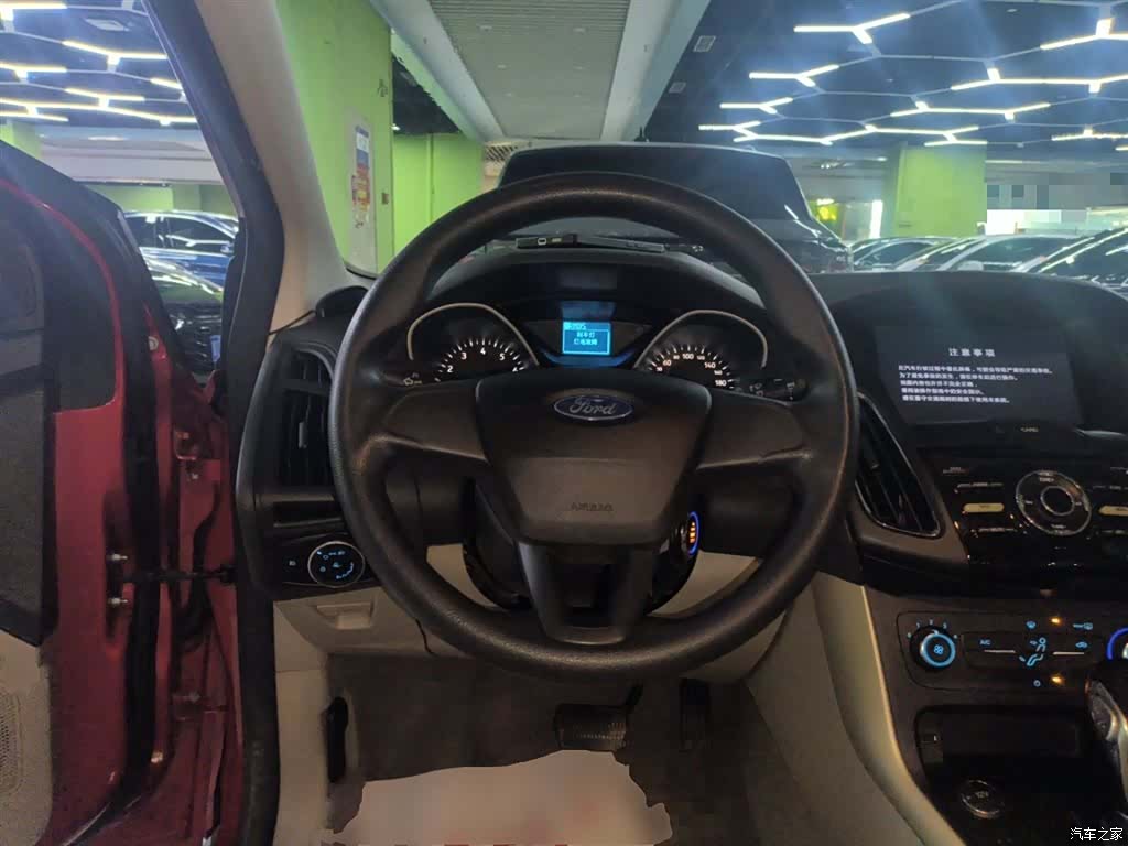 Ford Focus, 2016 3