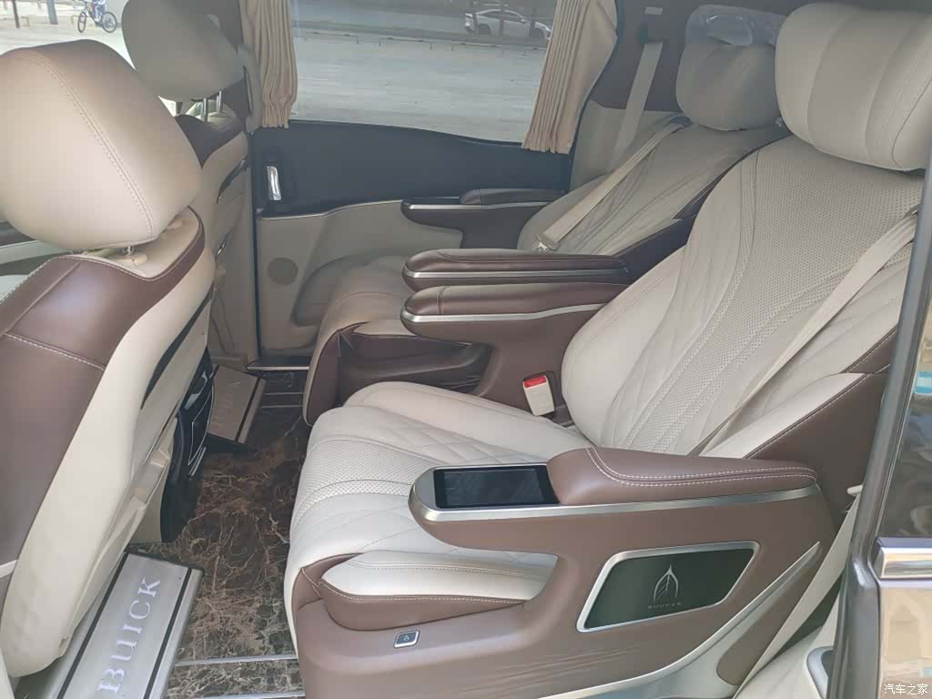 Buick GL8, 2021 2