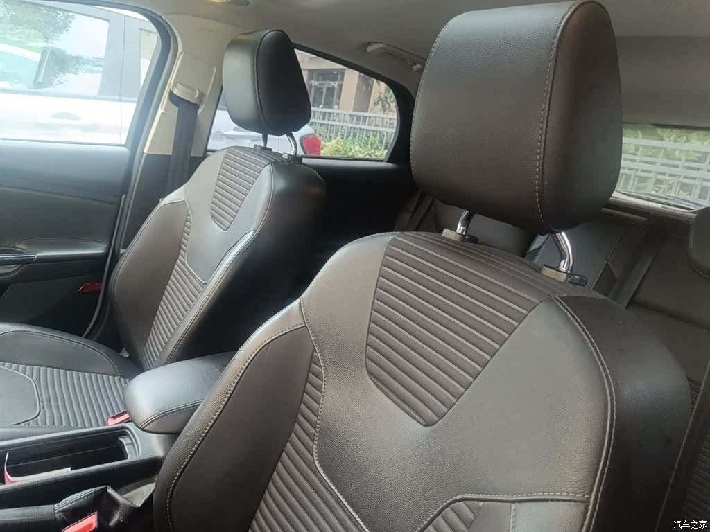 Ford Focus, 2019 8