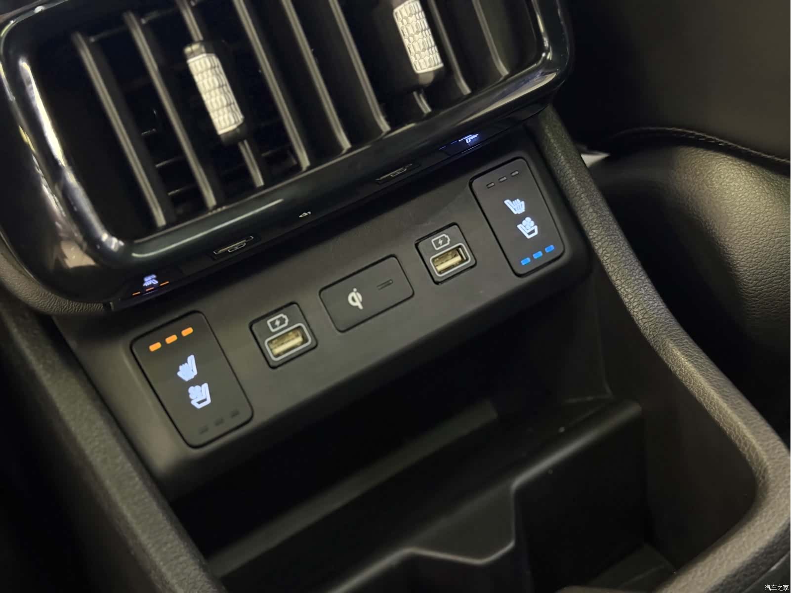 Hyundai Custo, 2025 13