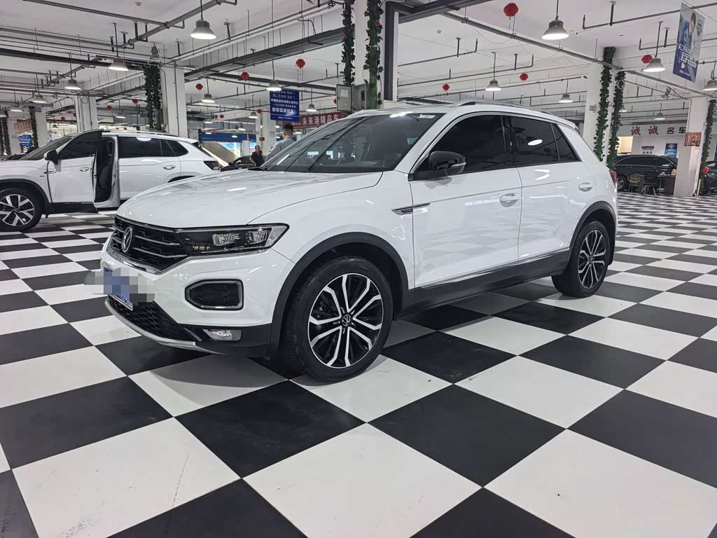 Volkswagen T-Roc 2022 280TSI DSG PLUS