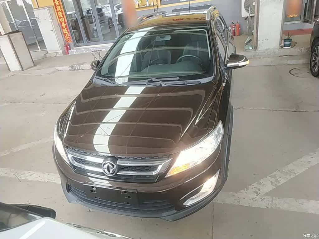 DongFeng AX3, 2016 3