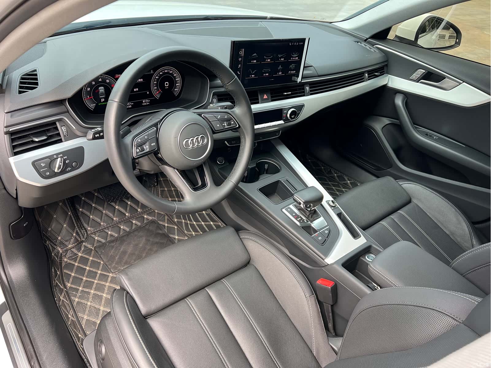 Audi A4L, 2024 3