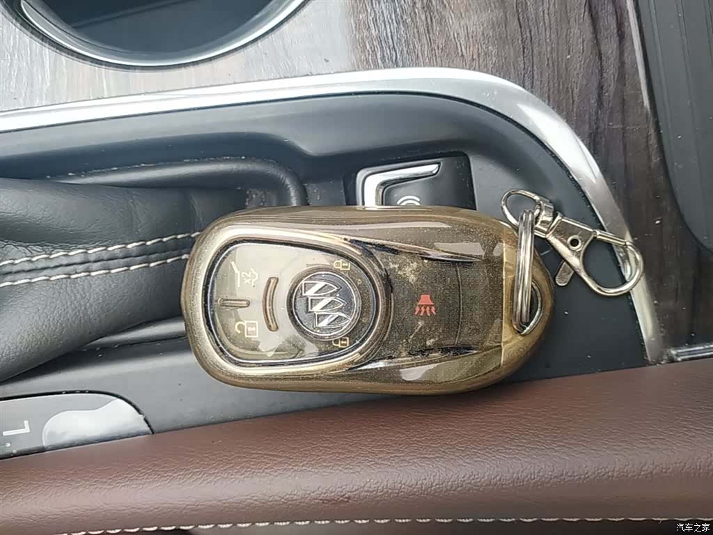 Buick Envision Plus, 2016 9