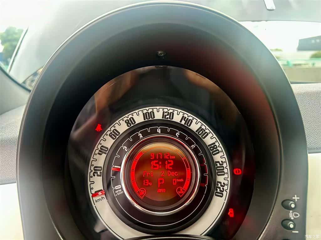 Fiat 500, 2013 17