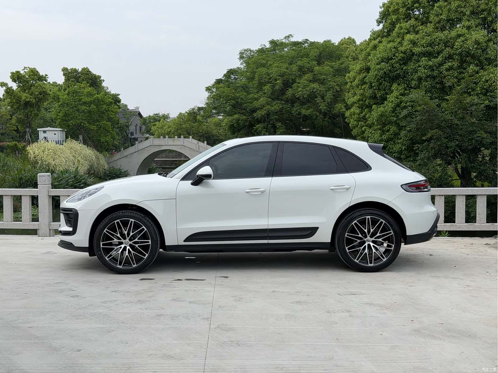 Porsche Macan, 2024 3