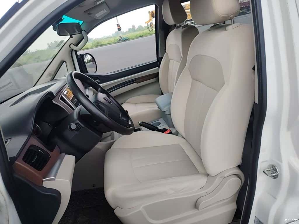 DongFeng M5L, 2019 15