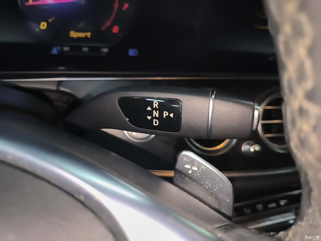 Mercedes-Benz E-Class, 2017 14