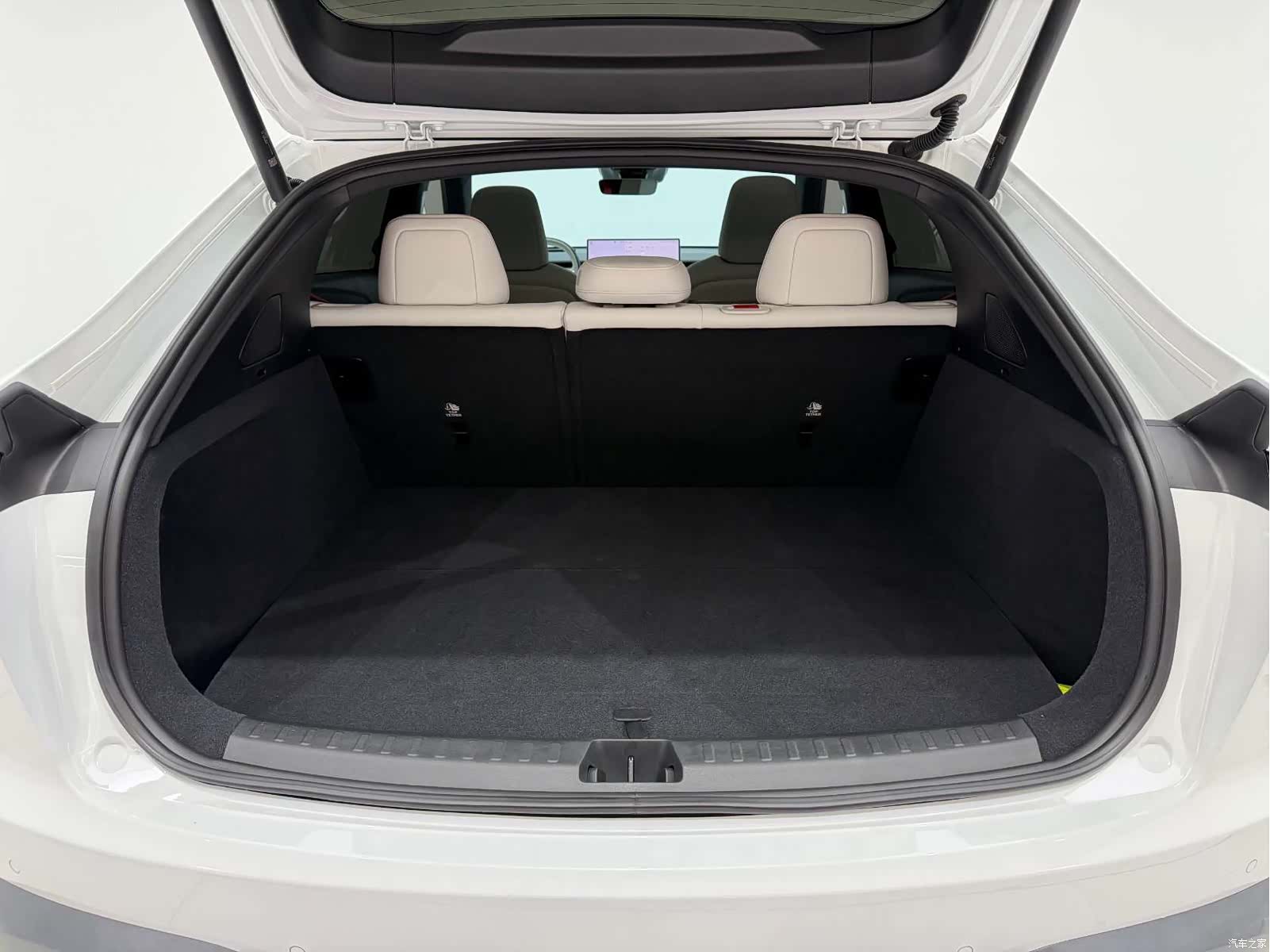 NIO L60, 2025 14