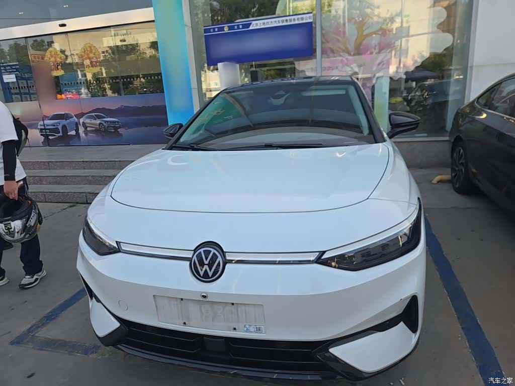 Volkswagen ID.7, 2025 3