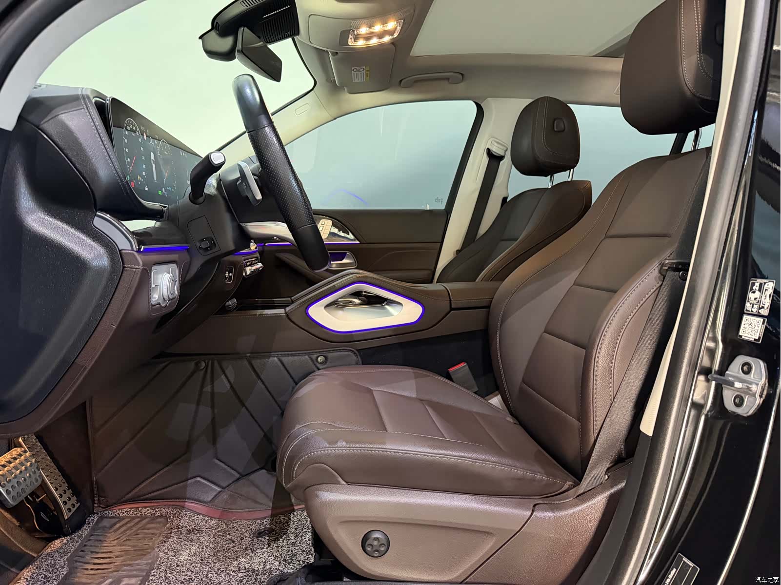 Mercedes-Benz GLS, 2023 13