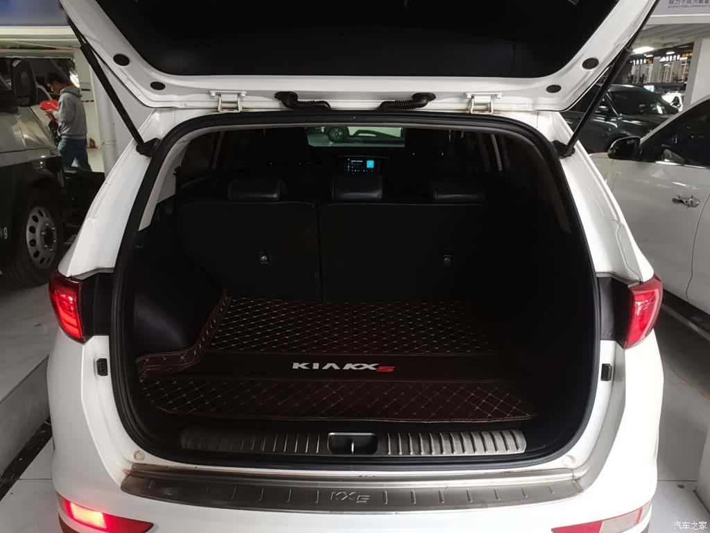 Kia KX5, 2016 14