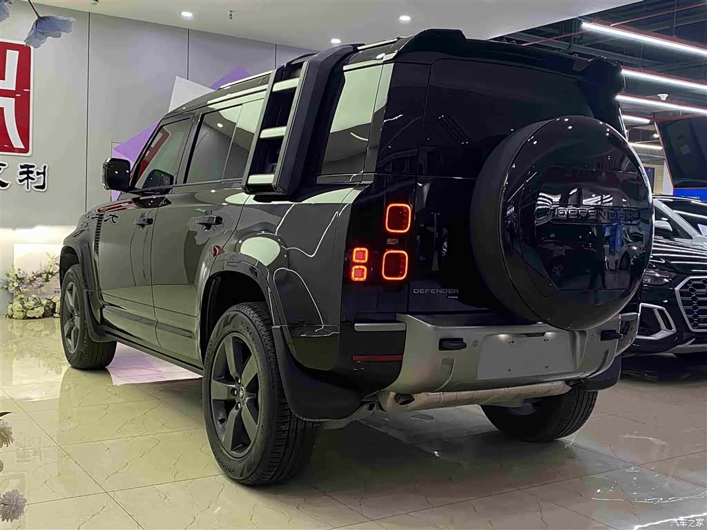 Land Rover Defender, 2022 17