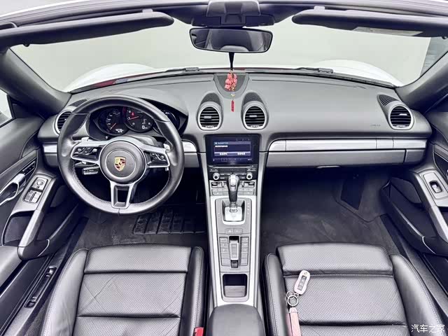 Porsche Boxster, 2018 8