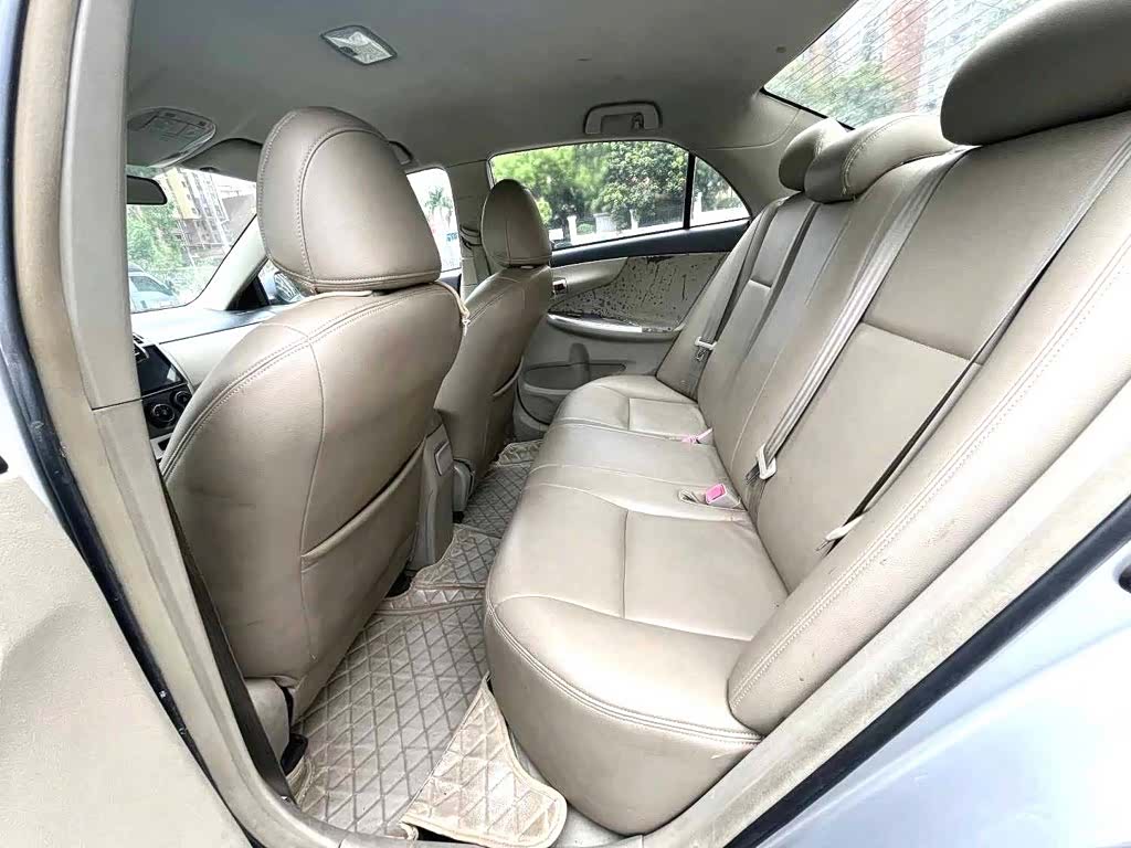 Toyota Corolla, 2012 все фото