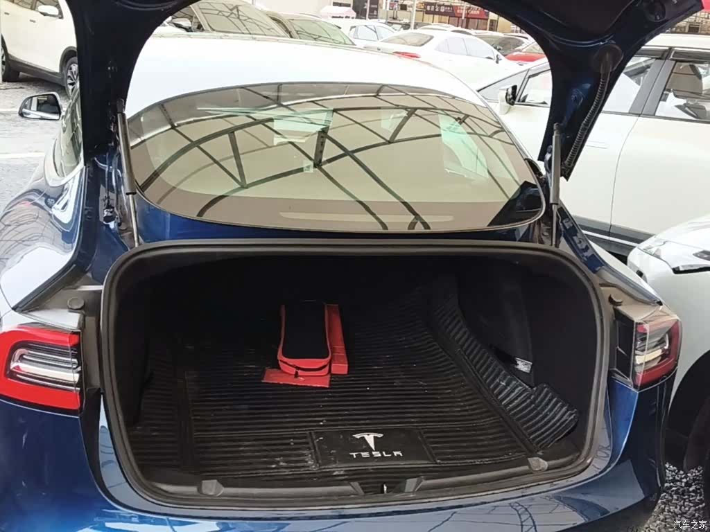 Tesla Model 3, 2020 19