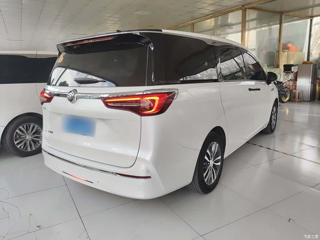 Buick GL8, 2023 7