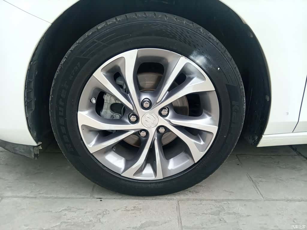 Buick Verano, 2023 25