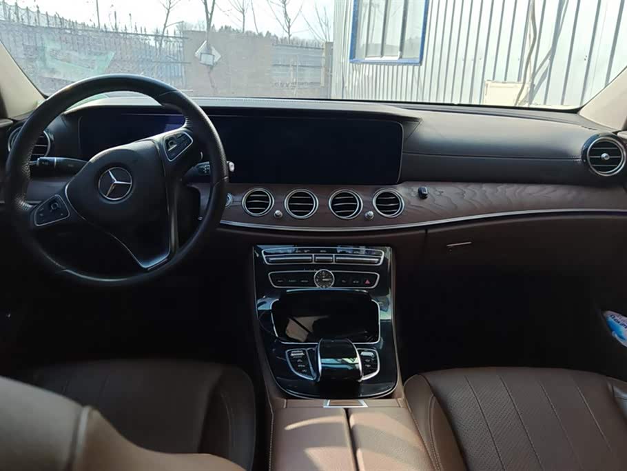 Mercedes-Benz E-class Mercedes-Benz E-class