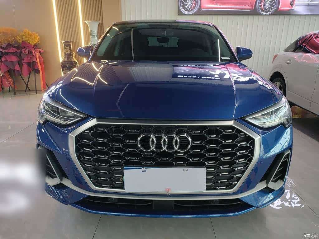Audi Q3, 2021 3