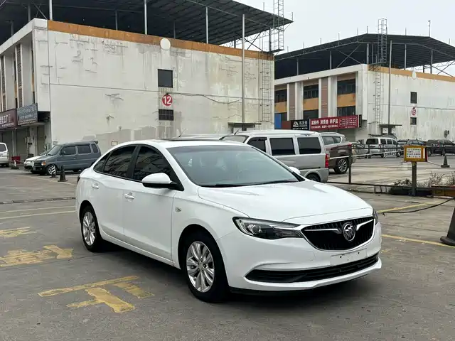 Buick Inslight 2021 — купить из Китая под заказ