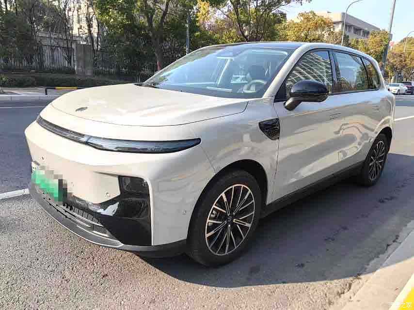 Leapmotor B10, 2025 1