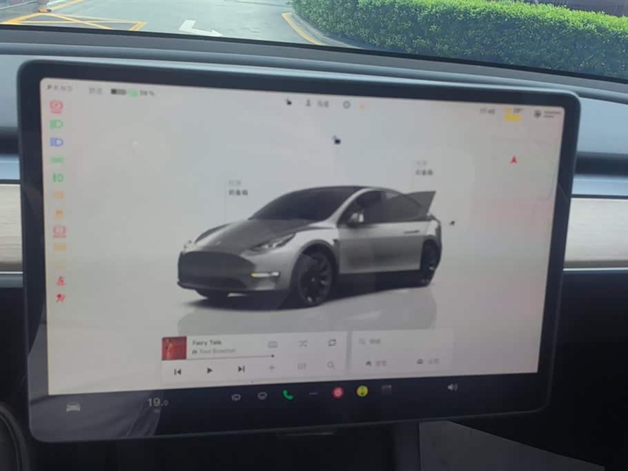 Tesla Model Y Tesla Model Y