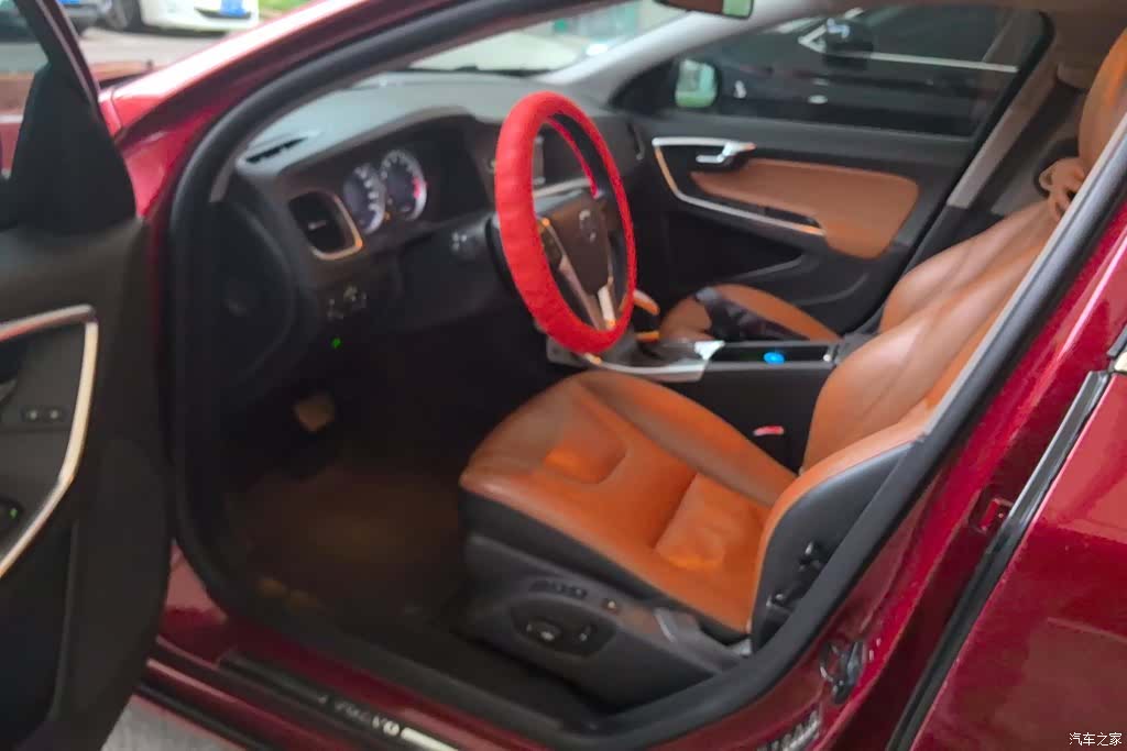 Volvo S60, 2013 9