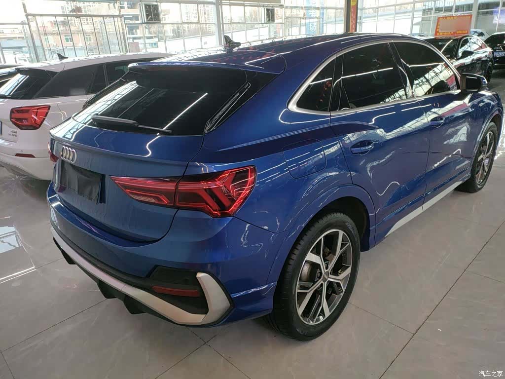 Audi Q3, 2021 6