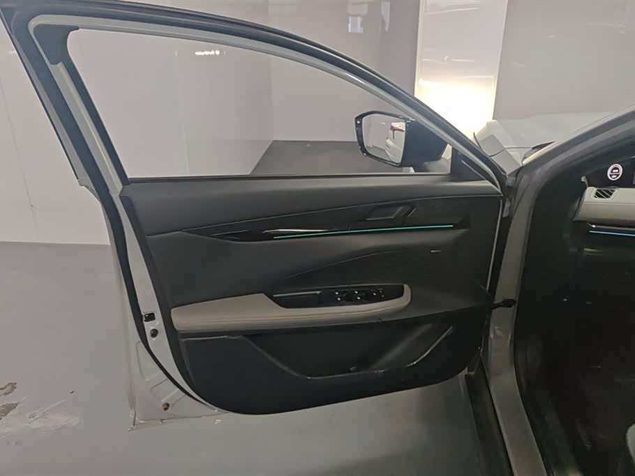 Changan UNI-V Changan UNI-V