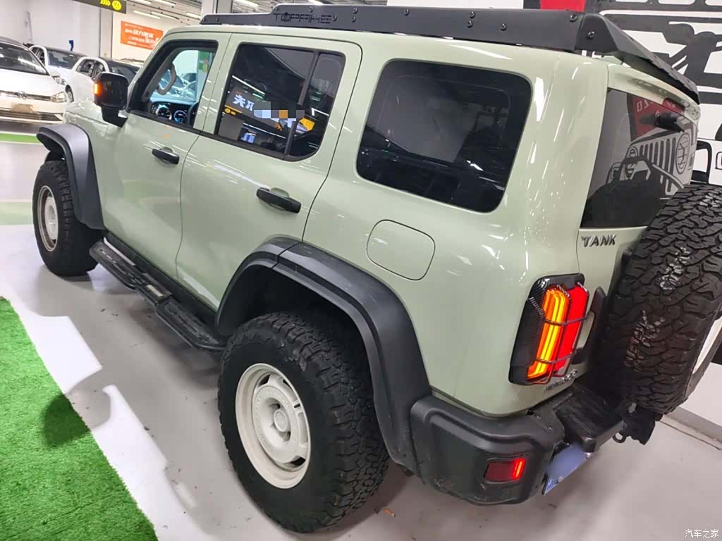 Tank 300, 2023 7