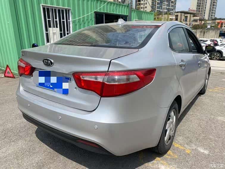 Kia K2, 2011 9