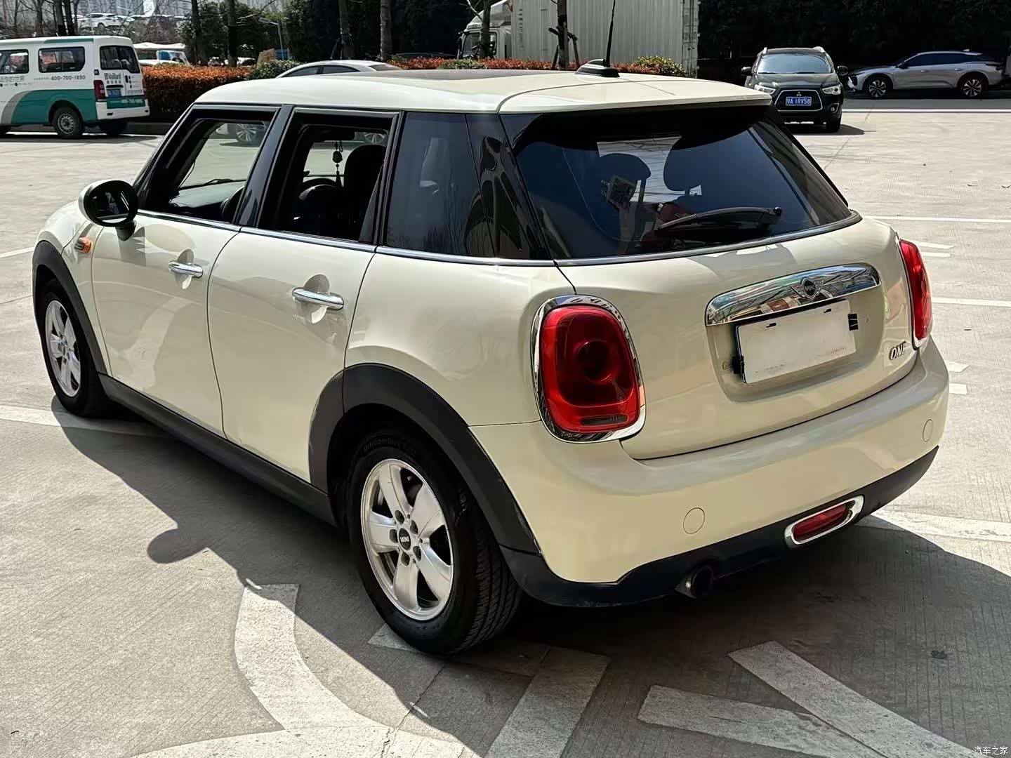 Mini ONE, 2015 9