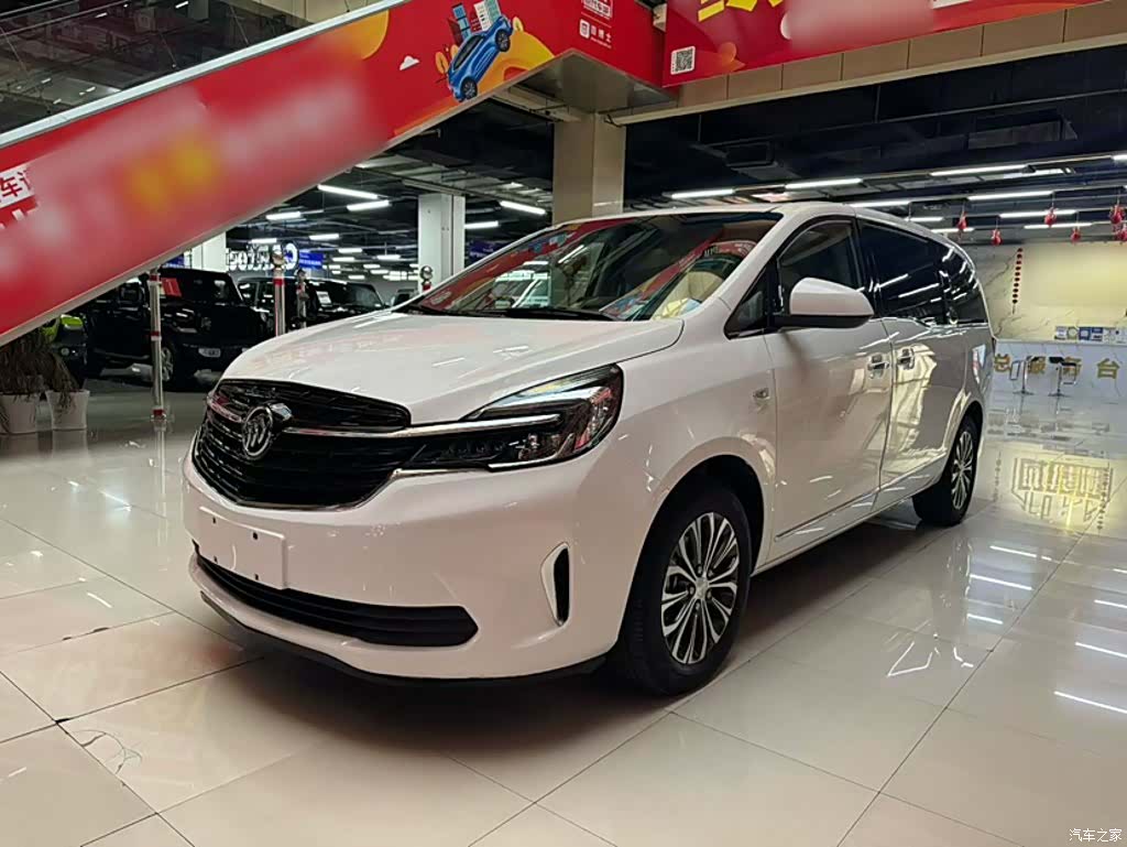 Buick GL8, 2021 1