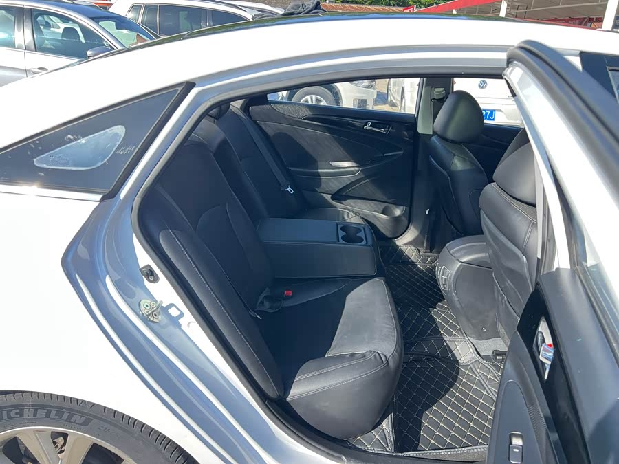 Hyundai Sonata 2016, фото 18