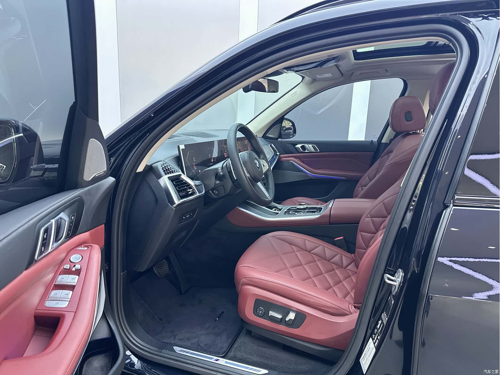 BMW X5, 2024 11