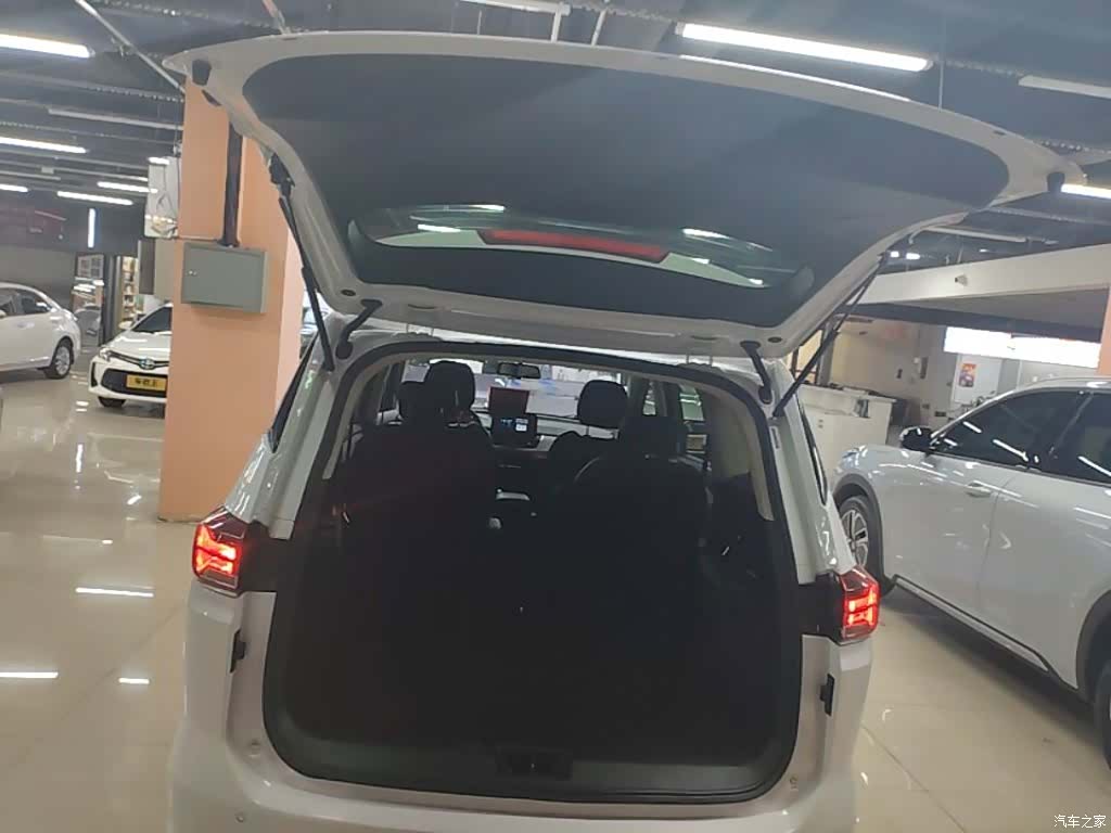 Wuling 360, 2019 15