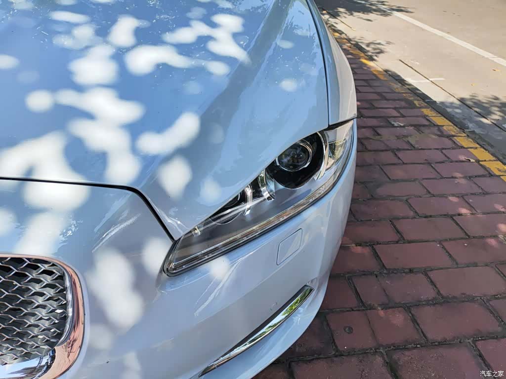 Jaguar XJ, 2016 24