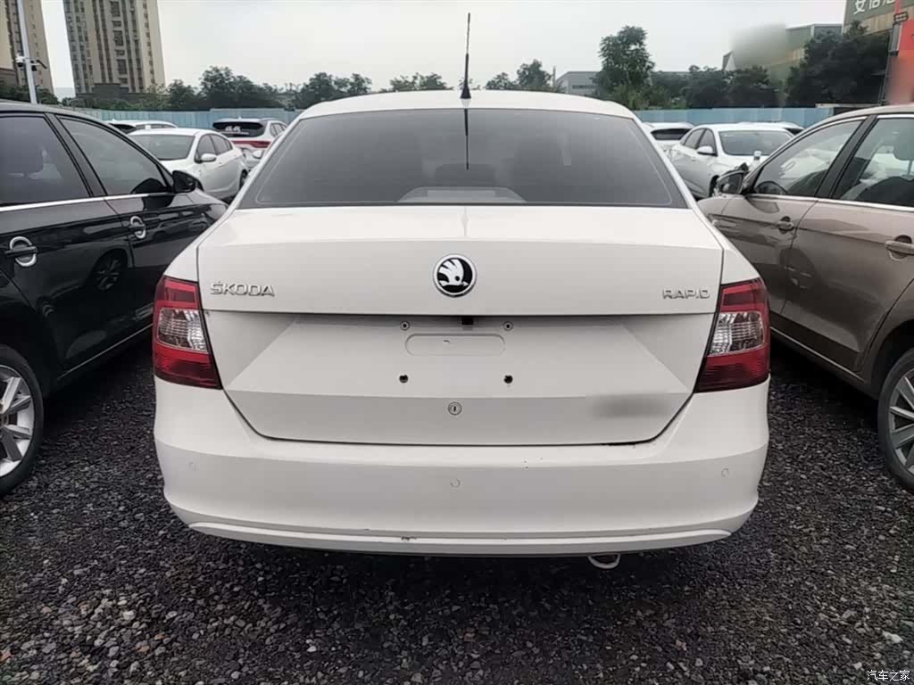 Skoda Rapid, 2017 6
