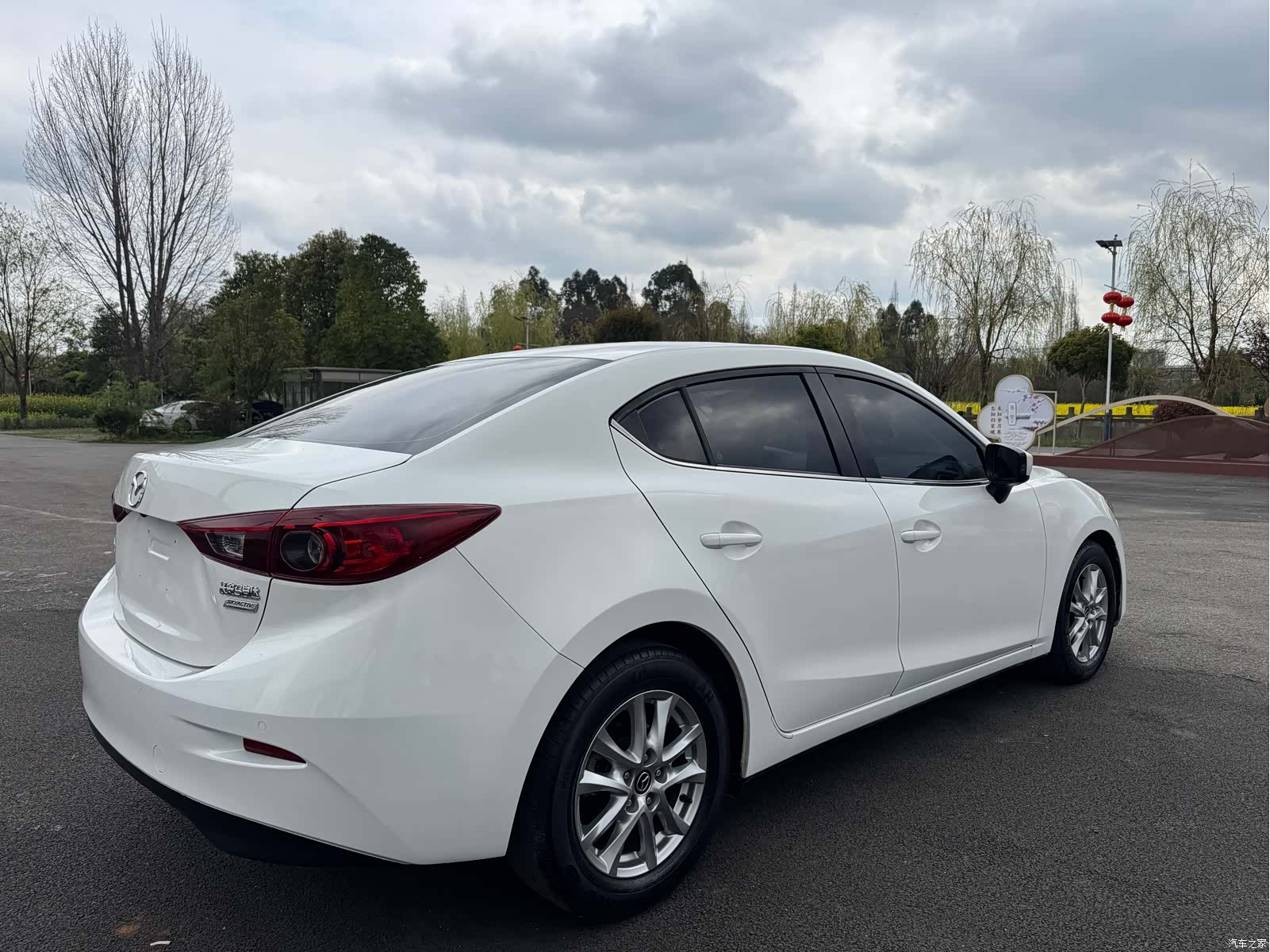 Mazda Mazda3, 2015 7