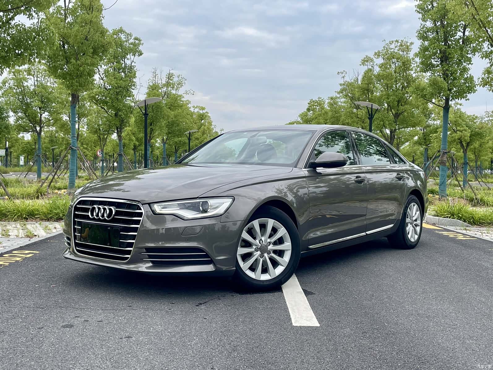 Audi A6L, 2015 1