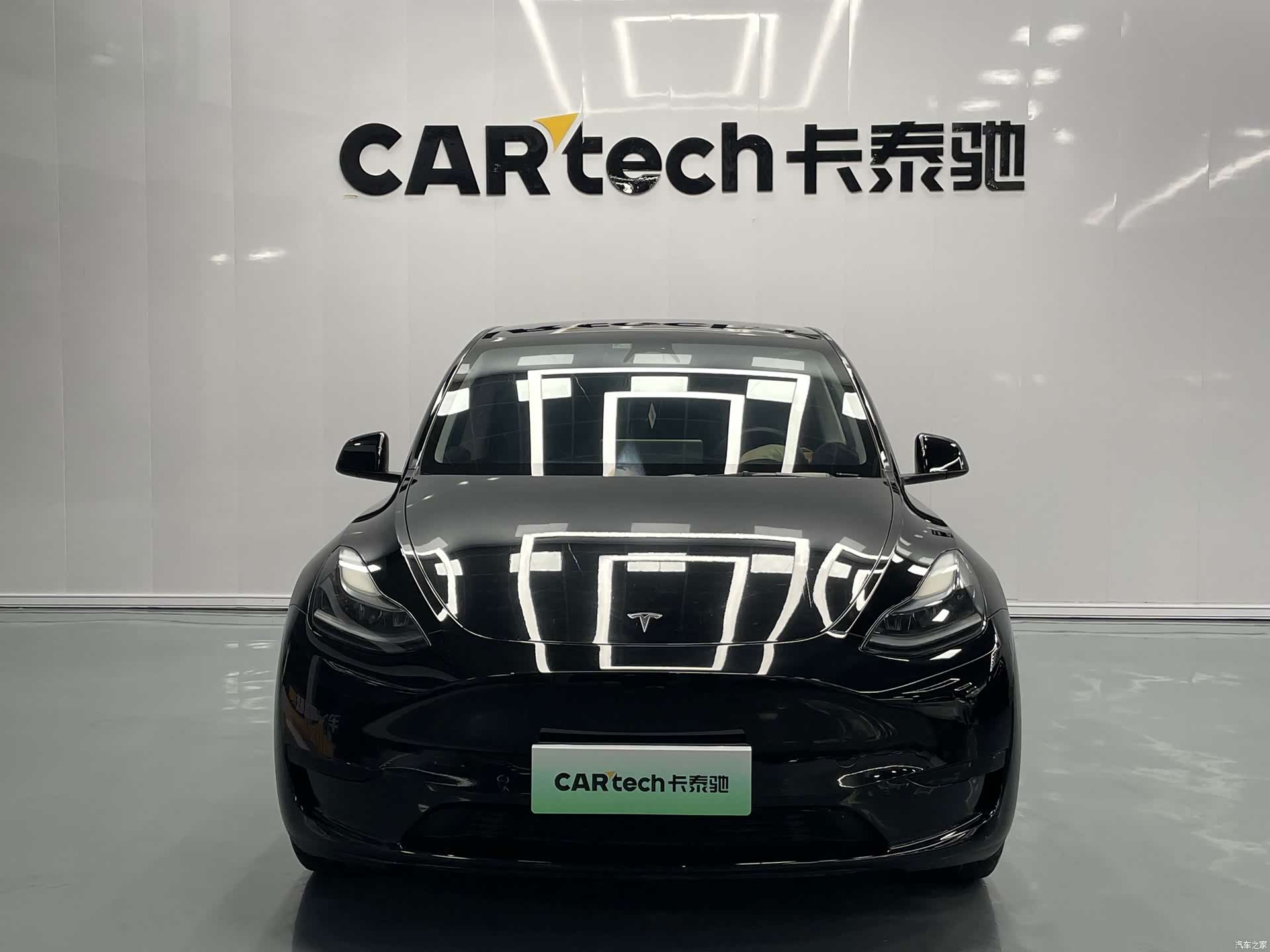 Tesla Model Y, 2023 2